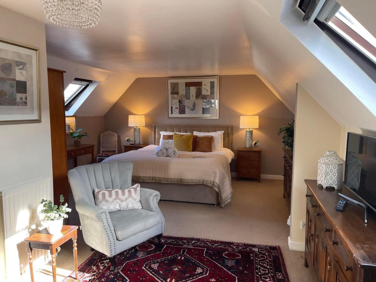Отель Broadlands (Adults Only) Буртон-он-те-Уотер Экстерьер фото